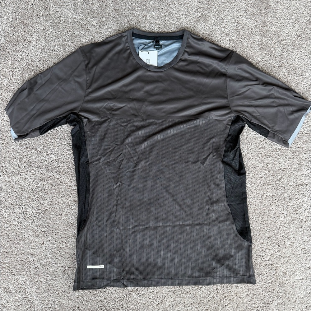 Soar Hot Weather T - Men’s medium